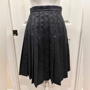 Talbots 100% Wool Pleated Skirt Side Zip Size 4